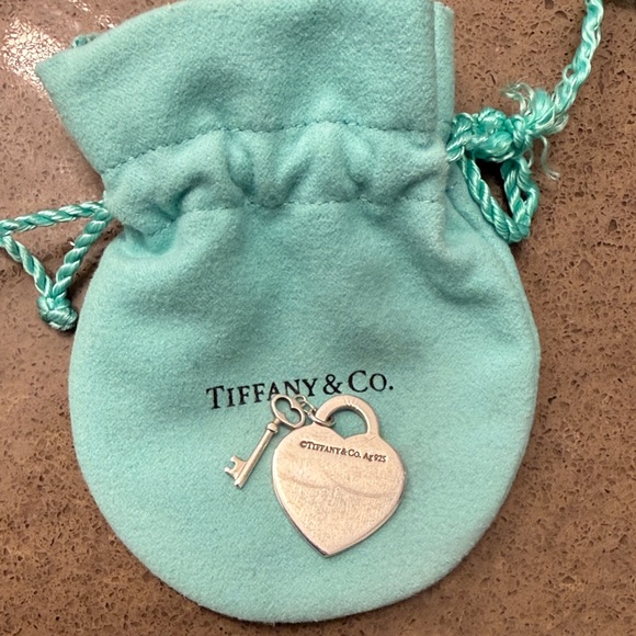 Tiffany & Co. Silver Heart Key Charm - Picture 2 of 2